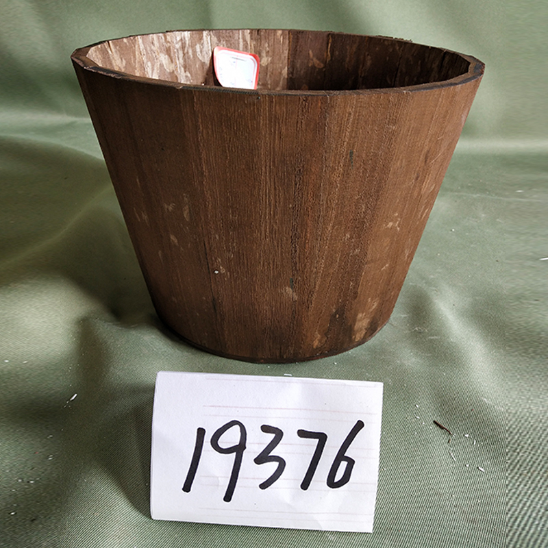 WOODEN DECORATION