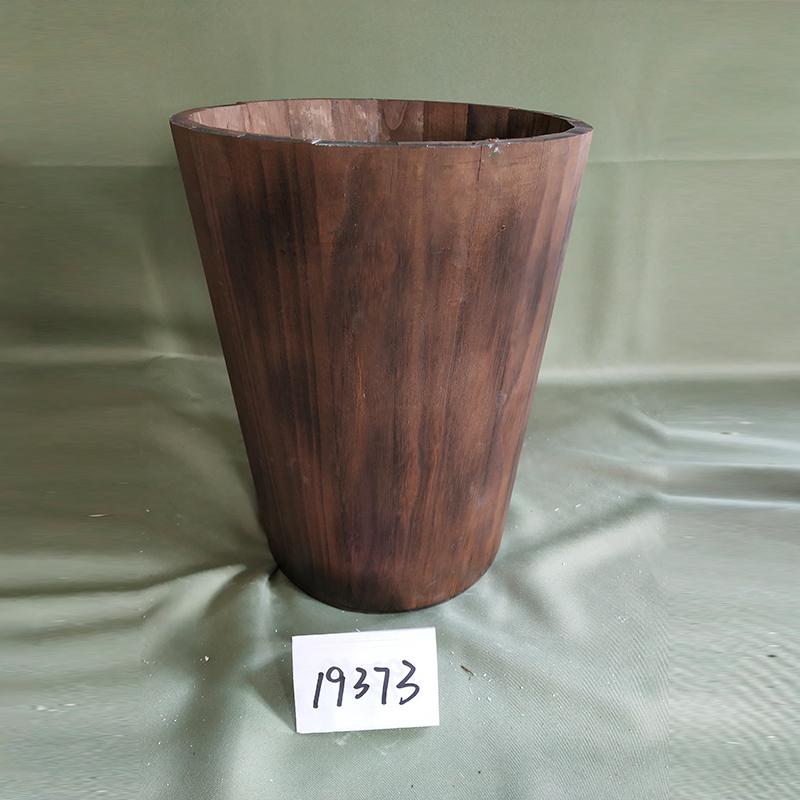 WOODEN DECORATION