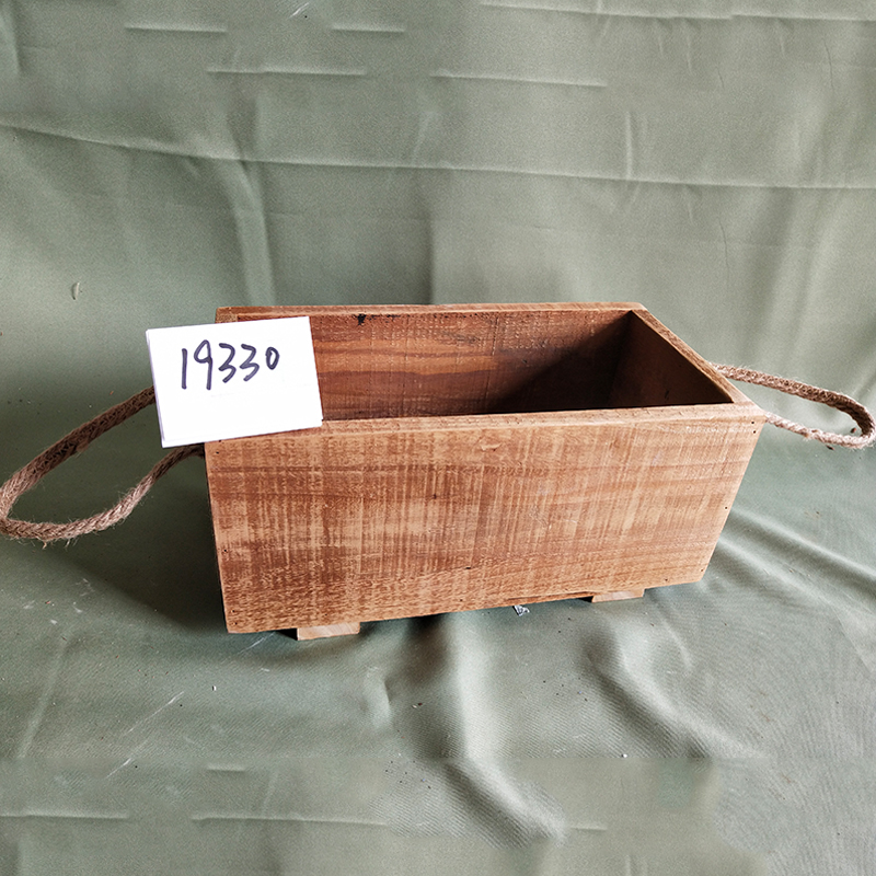 WOODEN DECORATION