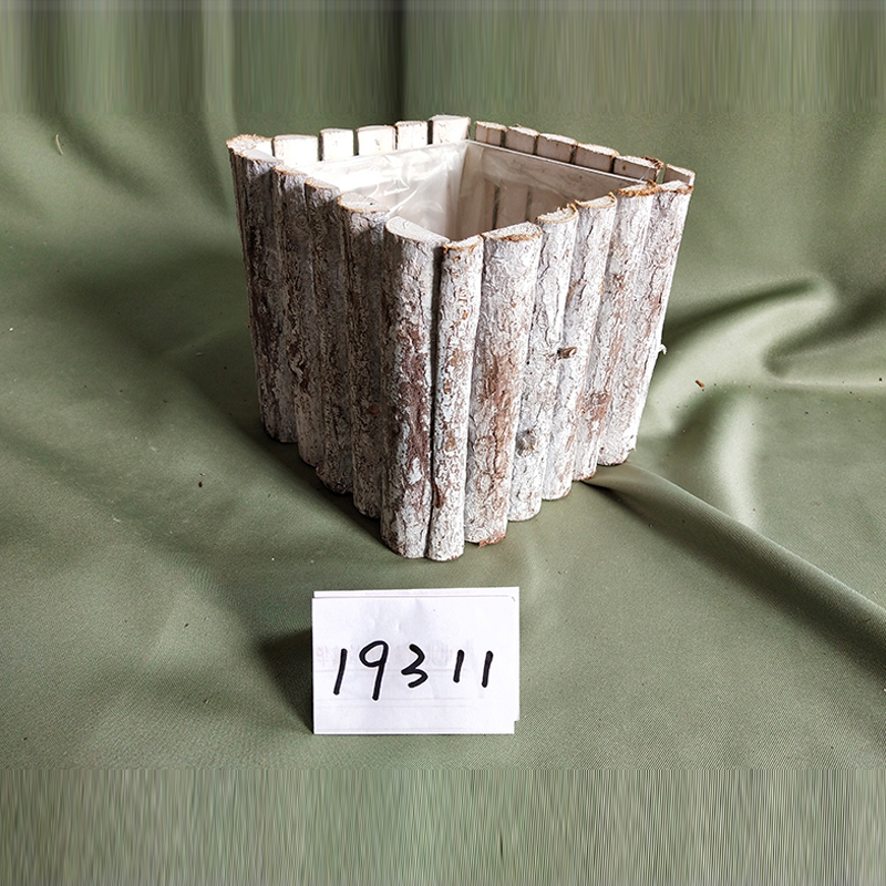 WOODEN DECORATION