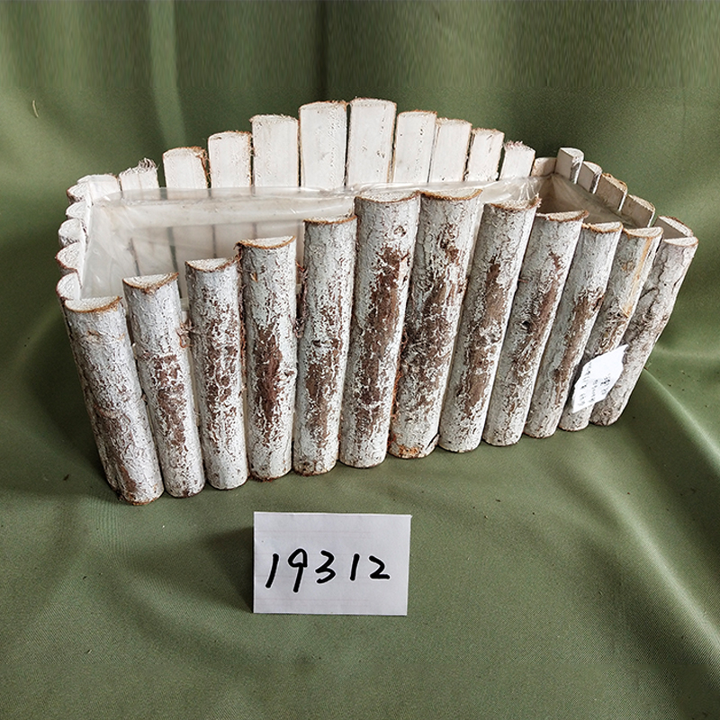WOODEN DECORATION