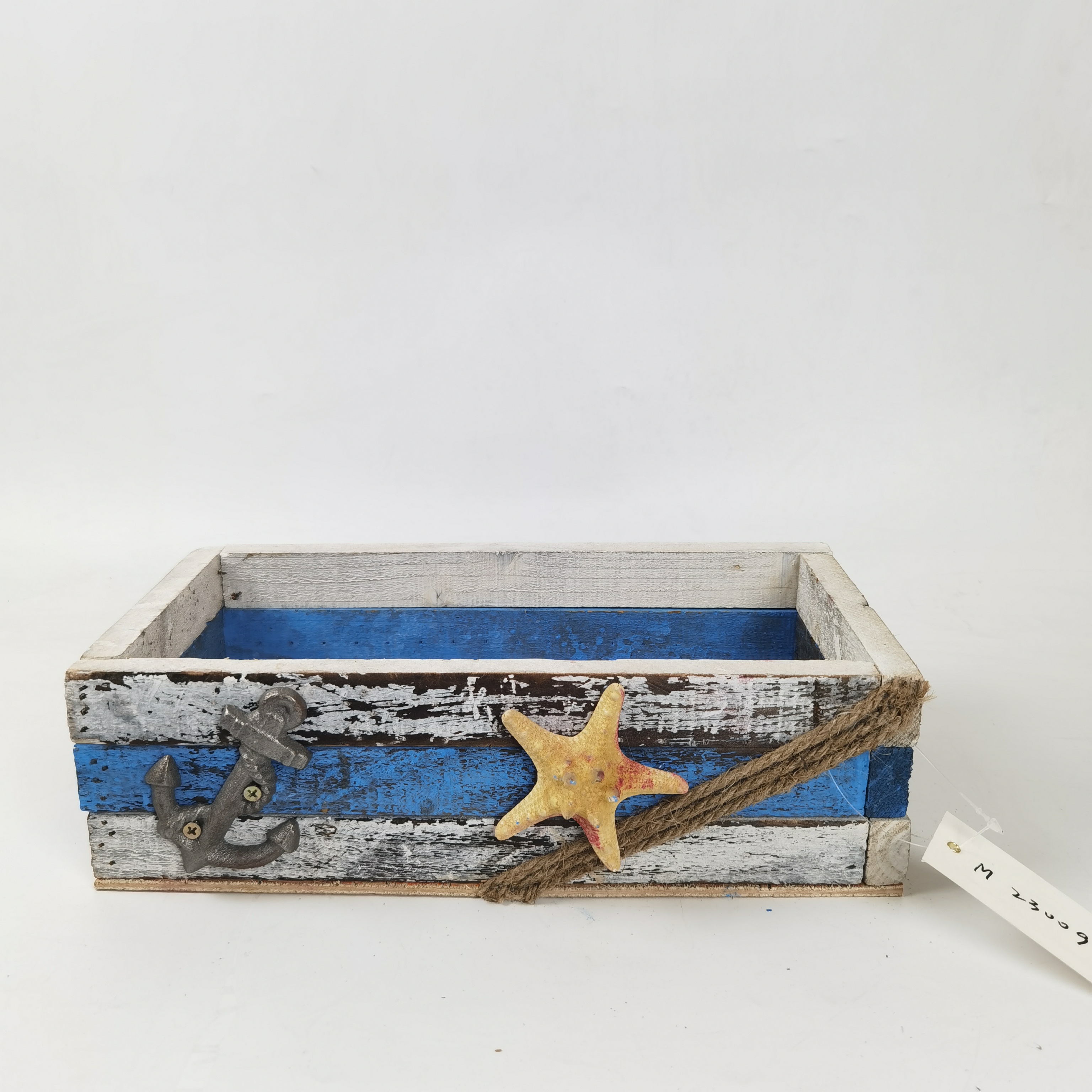 WOODEN DECORATION