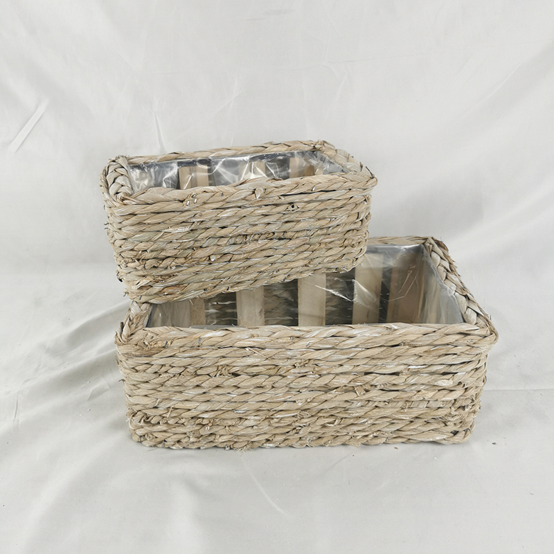 WOODEN DECORATION