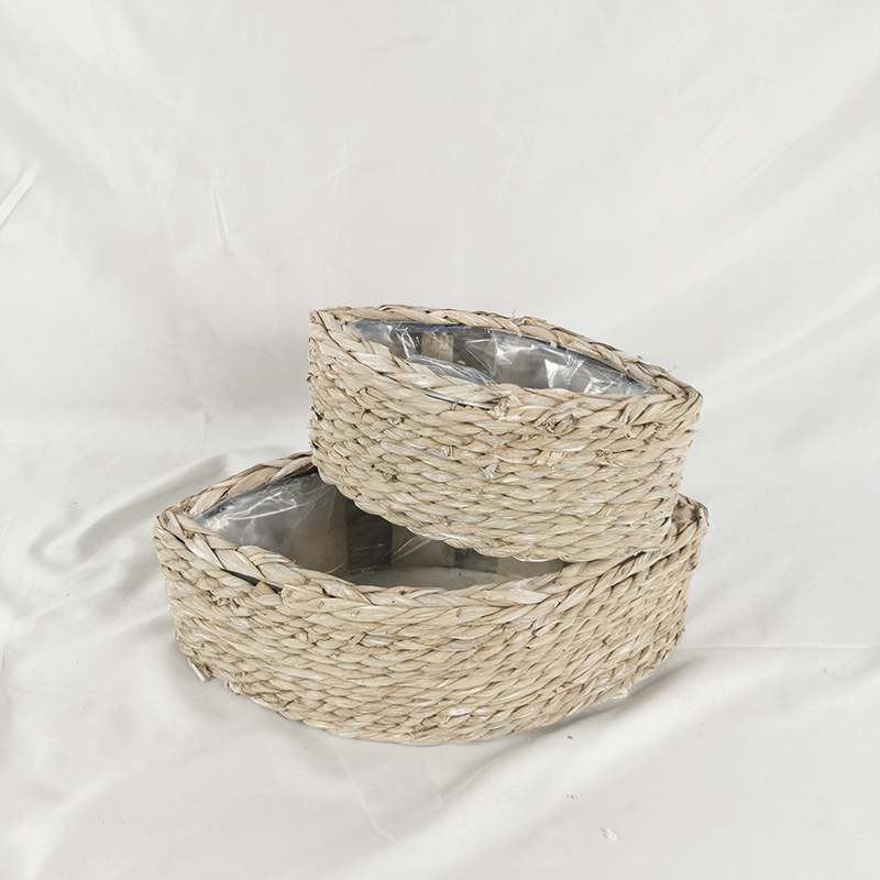 WOODEN DECORATION