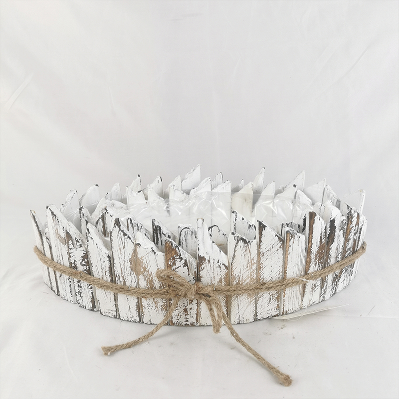 WOODEN DECORATION