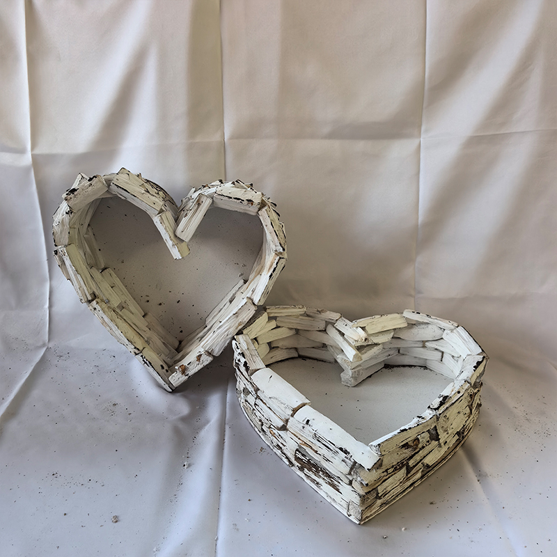 WOODEN DECORATION