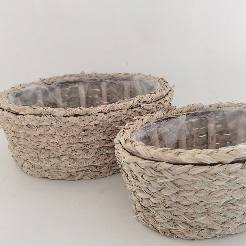 WOODEN DECORATION