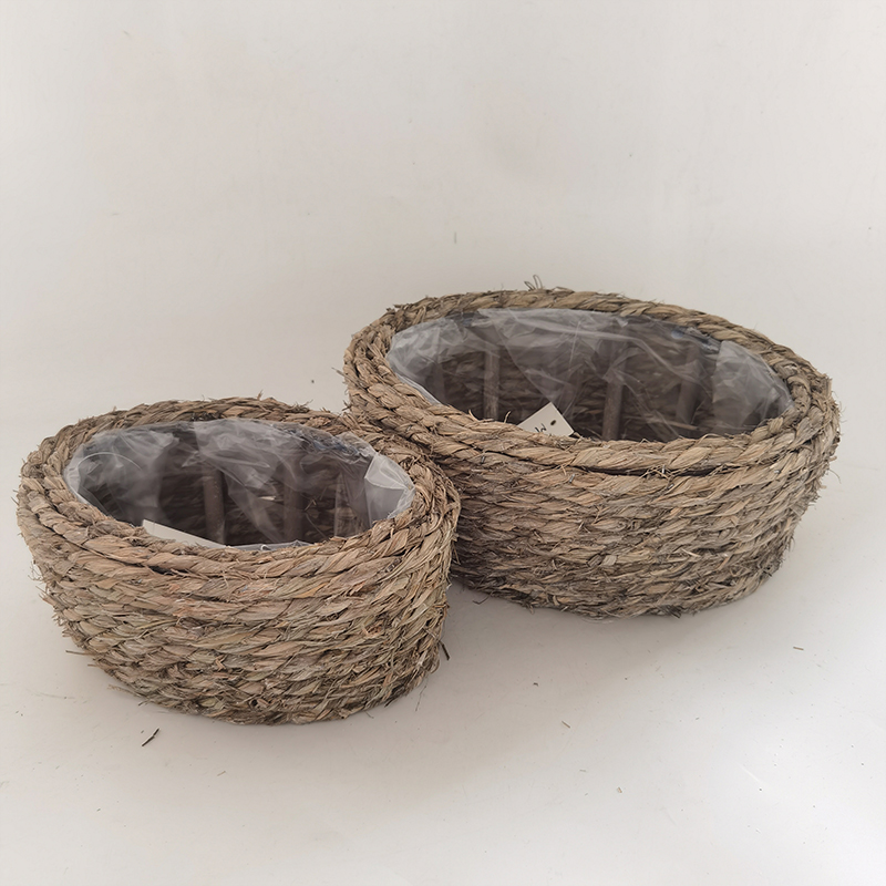 WOODEN DECORATION
