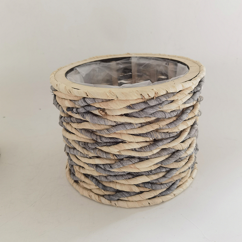 WOODEN DECORATION