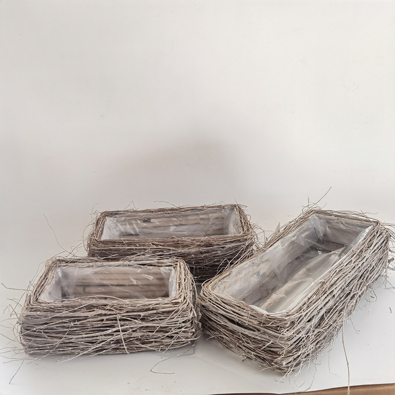 WOODEN DECORATION