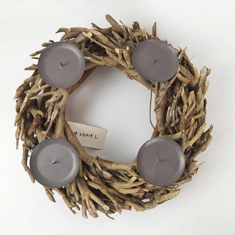 WOODEN DECORATION