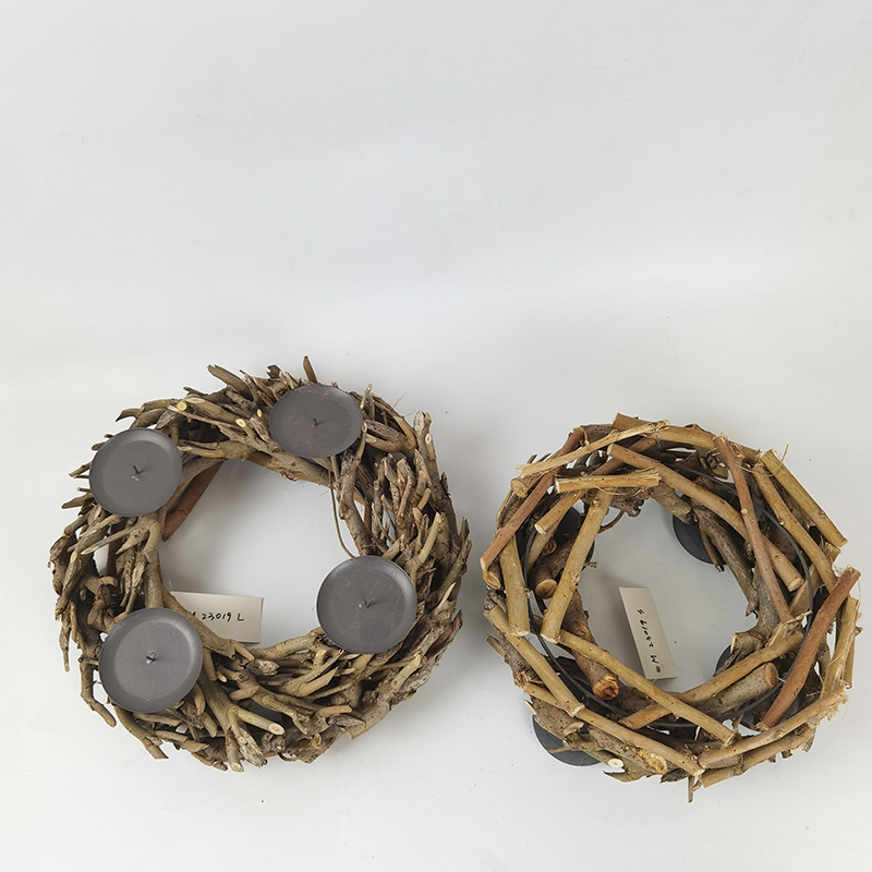 WOODEN DECORATION