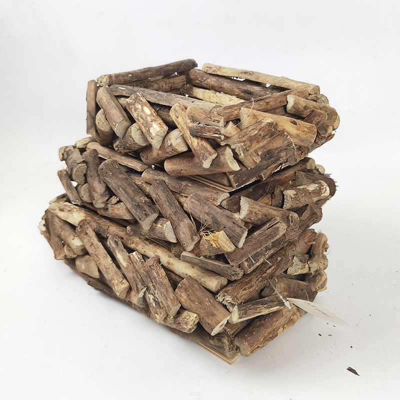 WOODEN DECORATION