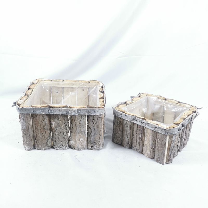 WOODEN DECORATION