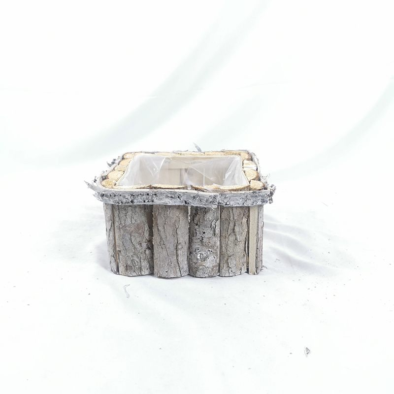 WOODEN DECORATION