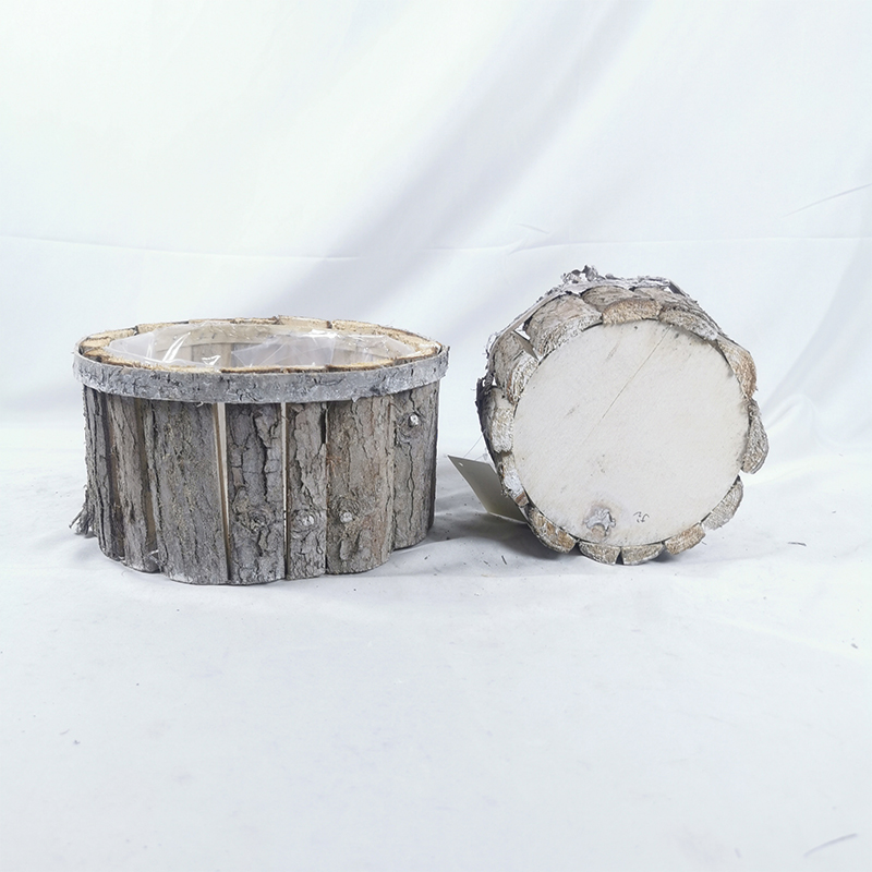 WOODEN DECORATION