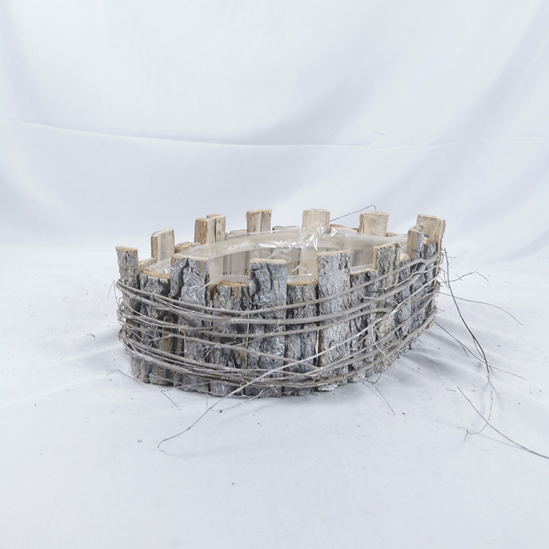 WOODEN DECORATION