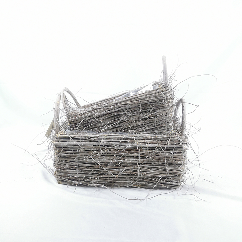 WOODEN DECORATION