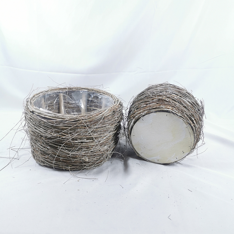 WOODEN DECORATION