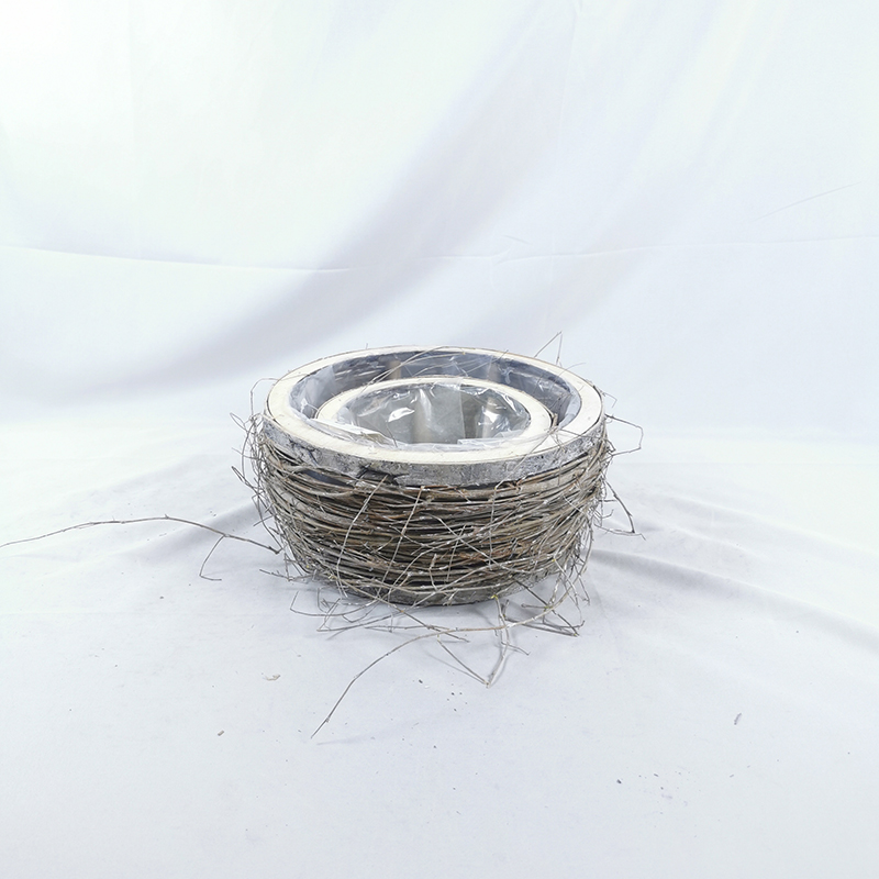 WOODEN DECORATION