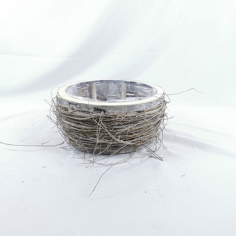 WOODEN DECORATION