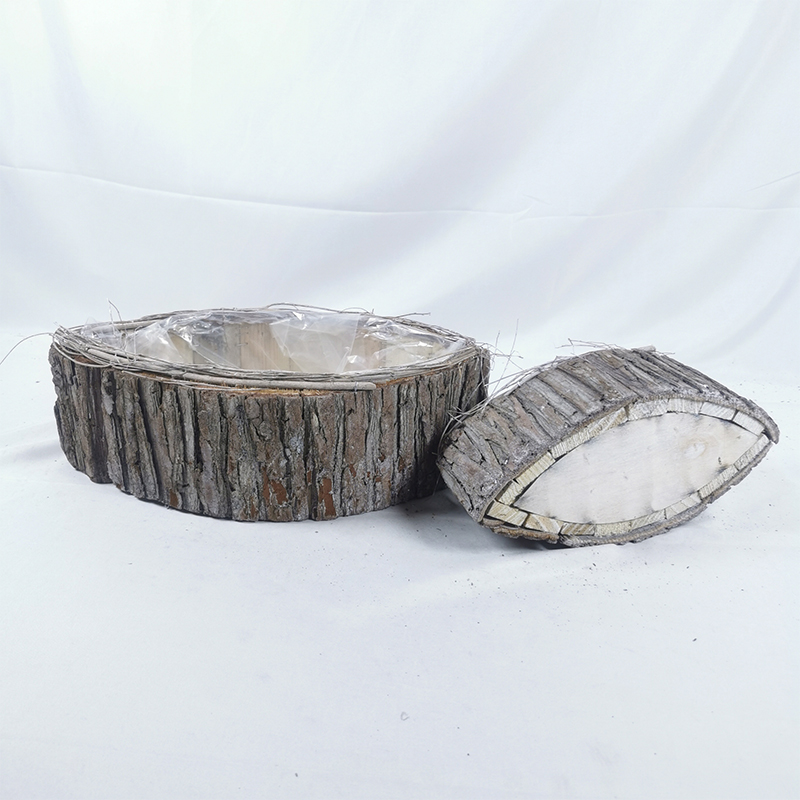WOODEN DECORATION