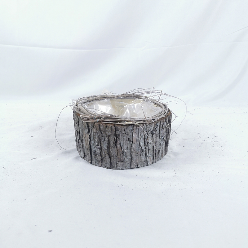 WOODEN DECORATION