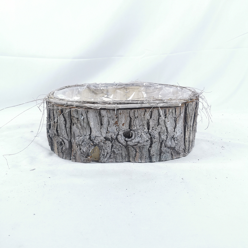 WOODEN DECORATION