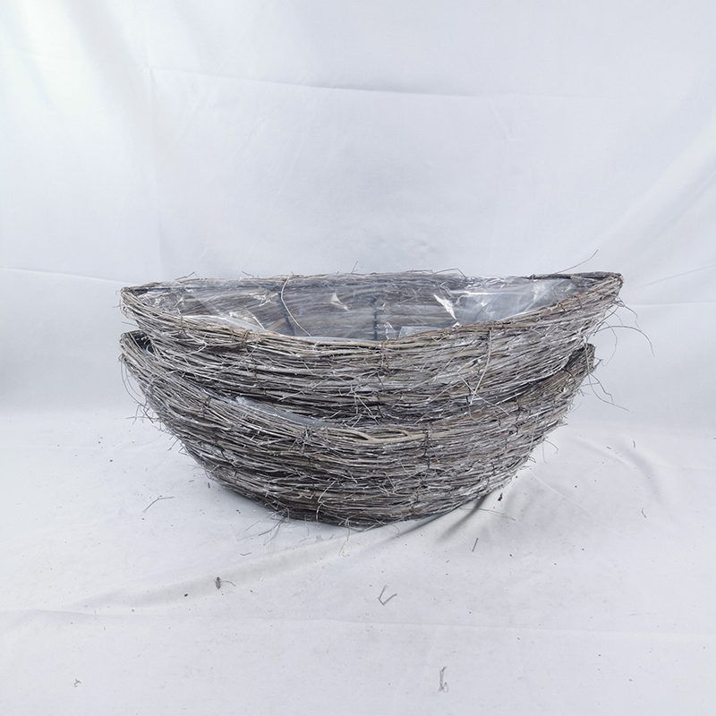 WOODEN DECORATION