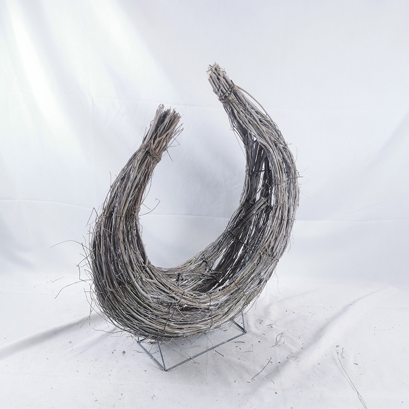 WOODEN DECORATION