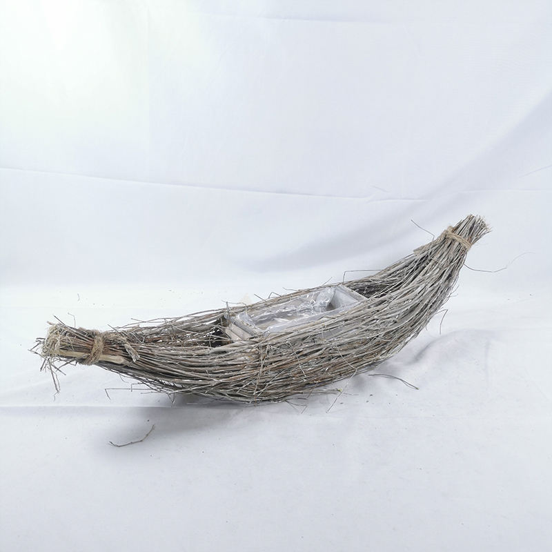 WOODEN DECORATION