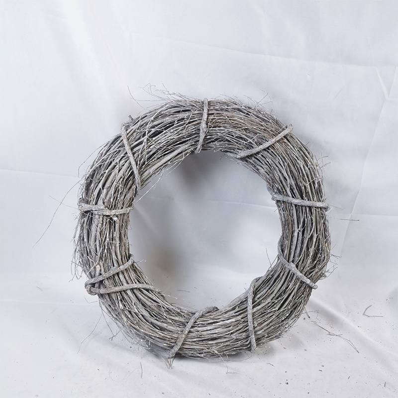 WOODEN DECORATION