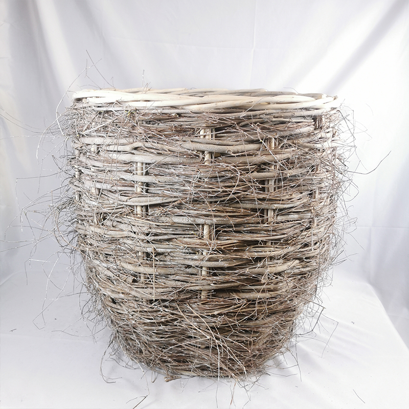 WOODEN DECORATION