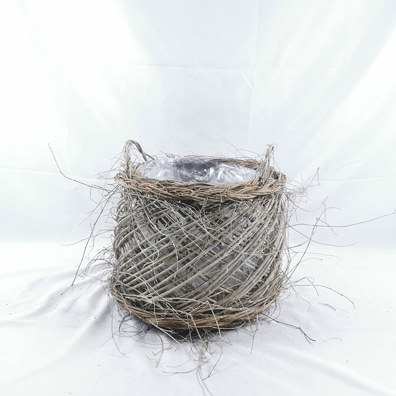 WOODEN DECORATION