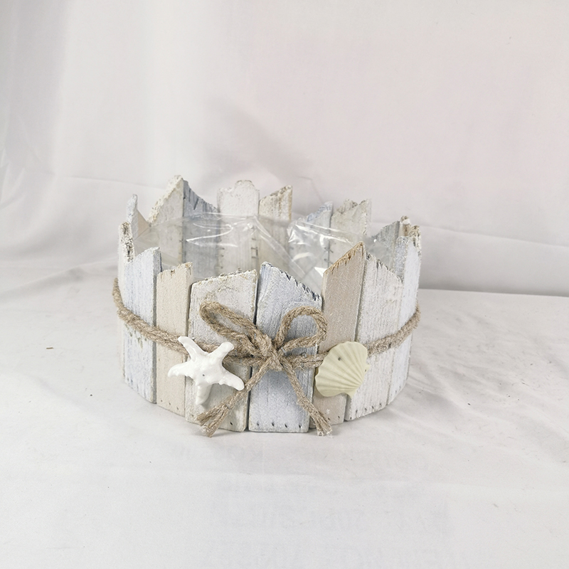 WOODEN DECORATION