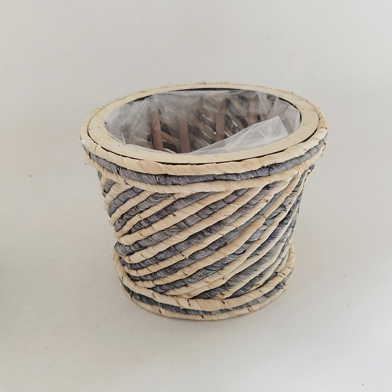WOODEN DECORATION