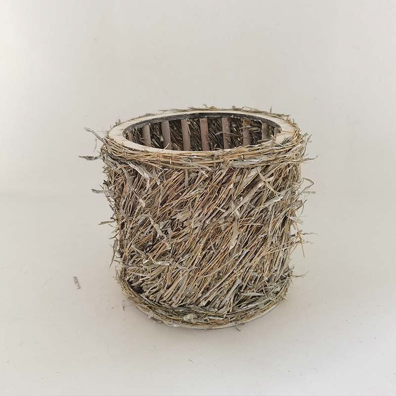 WOODEN DECORATION