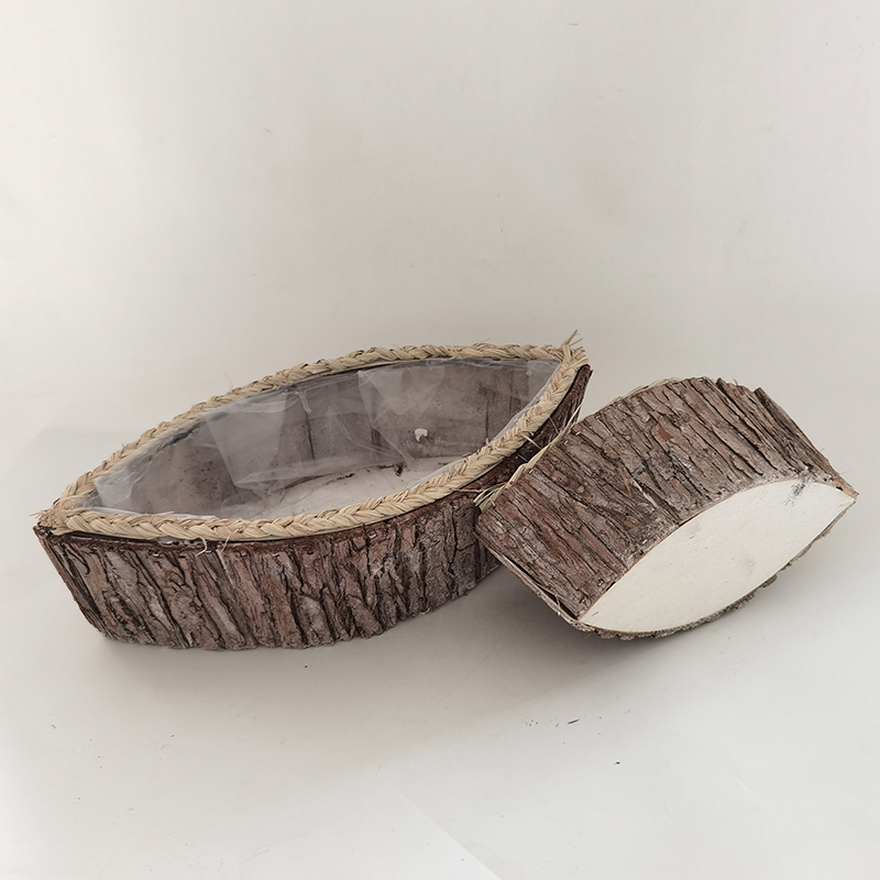 WOODEN DECORATION