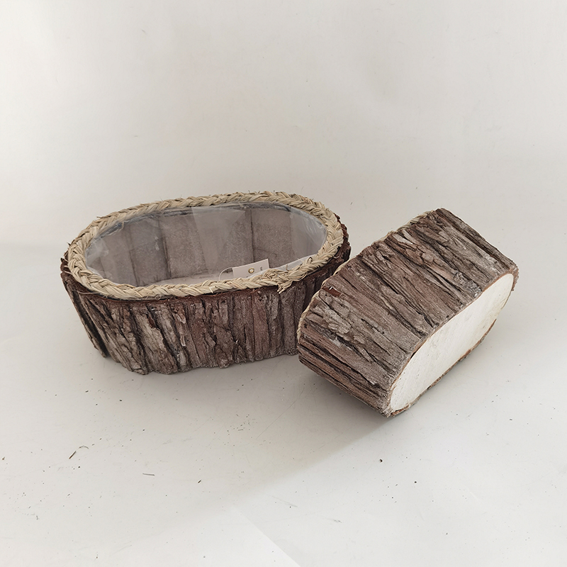 WOODEN DECORATION