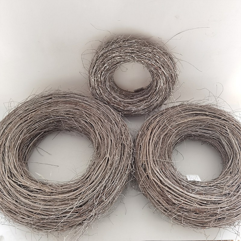 WOODEN DECORATION