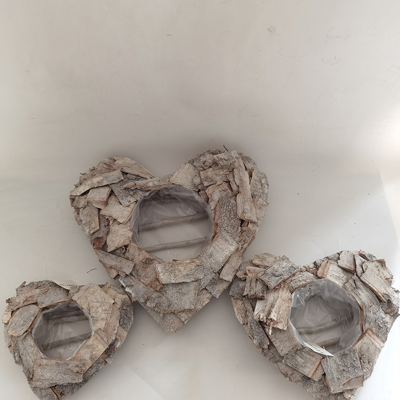 WOODEN DECORATION