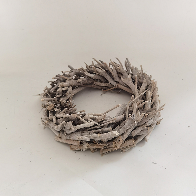 WOODEN DECORATION