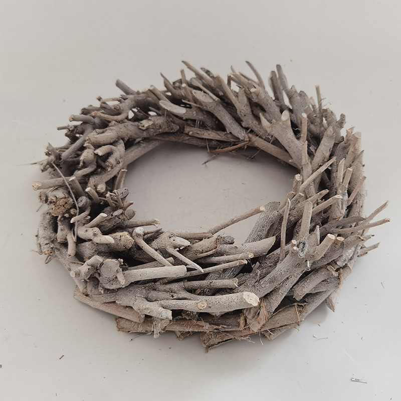 WOODEN DECORATION