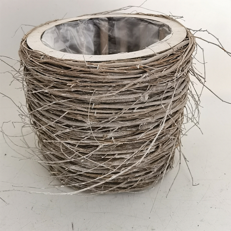 WOODEN DECORATION