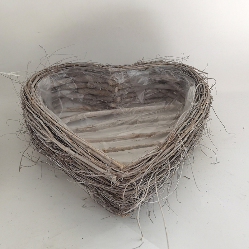 WOODEN DECORATION