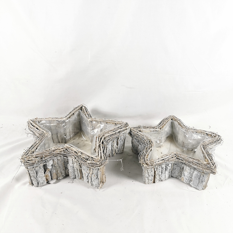 WOODEN DECORATION