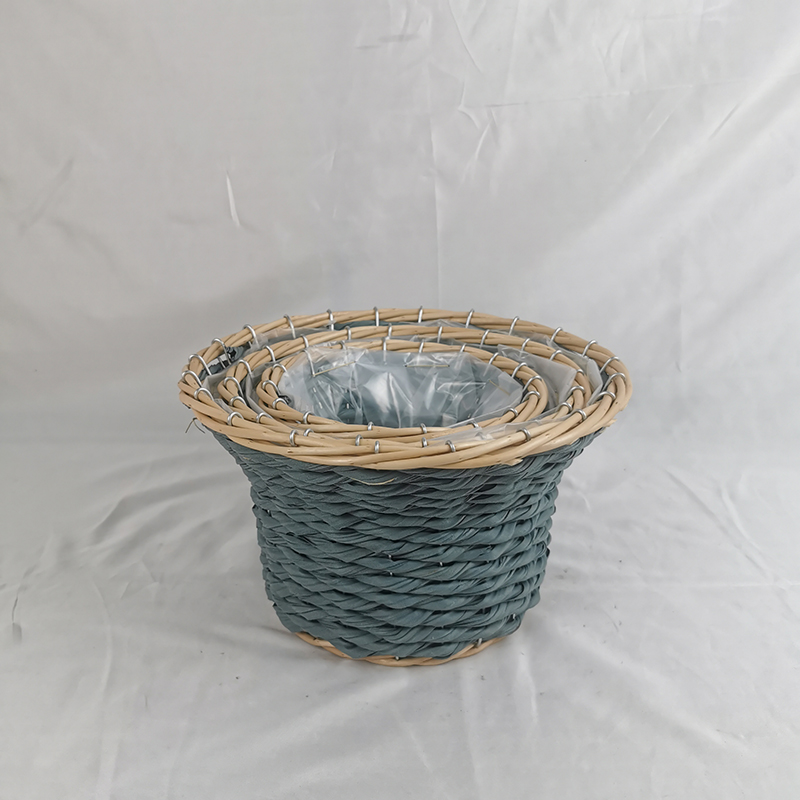 IRON DECORATION