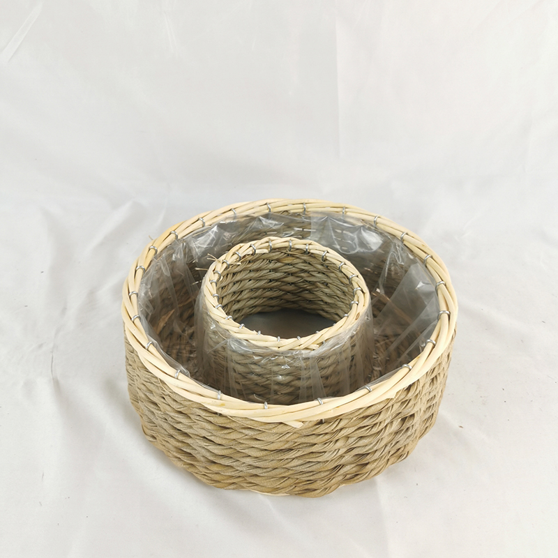 IRON DECORATION