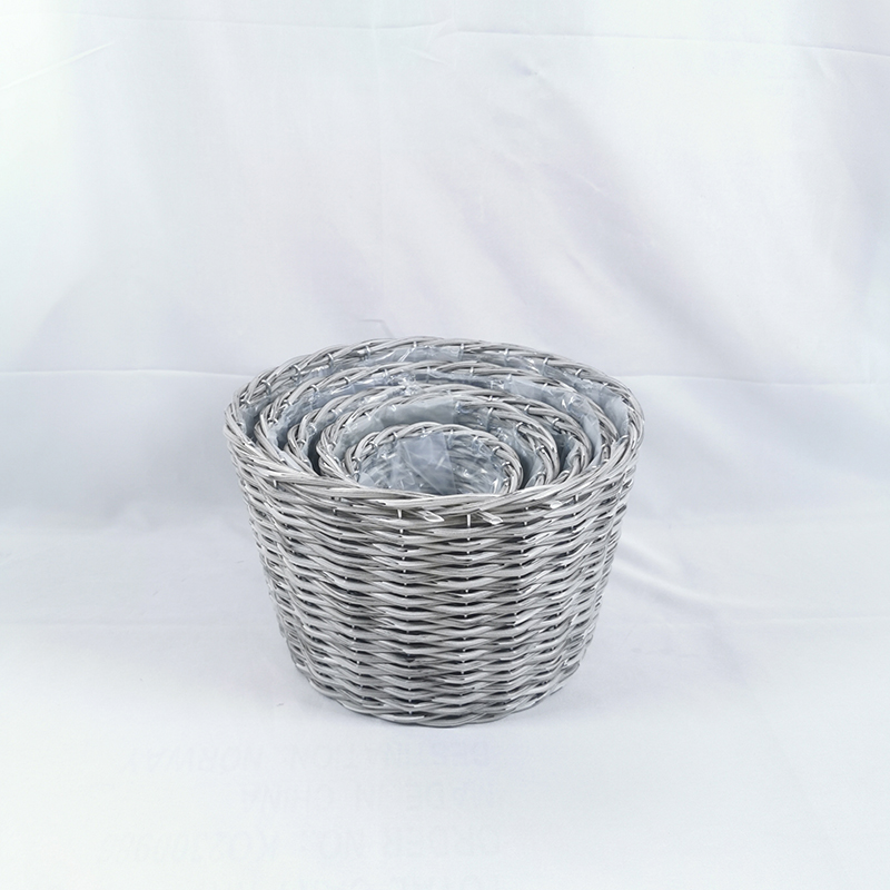 IRON DECORATION