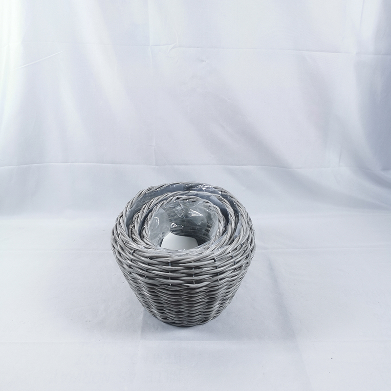 IRON DECORATION